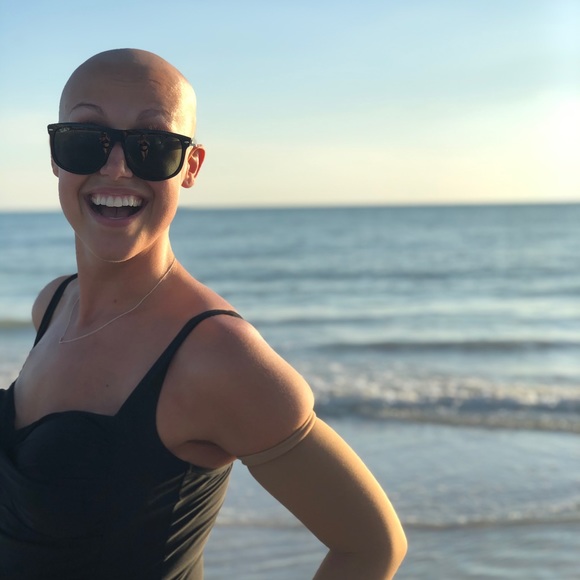 Meet your Posher, Jess - Picture 6 of 16